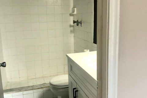 Condo in Dania Beach, Florida, 2 bedrooms № 2082085 - photo 21