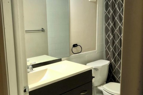 Condo in Dania Beach, Florida, 2 bedrooms № 2082085 - photo 14