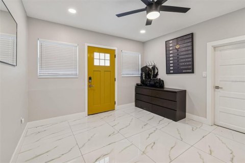 Купить виллу или дом в Тампа, Флорида 10 комнат, 211.26м2, № 2120300 - фото 26