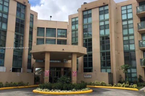 Copropriété à vendre à Miami, Floride: 2 chambres, 78.97 m2 № 1774223 - photo 1