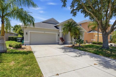 Villa ou maison à vendre à North Port, Floride: 3 chambres, 178.84 m2 № 2304430 - photo 2