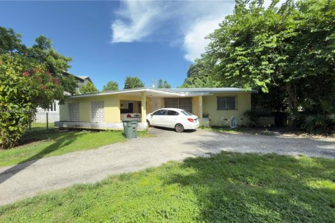 Купить виллу или дом в Белл-Глейд, Флорида 3 спальни, 120.22м2, № 1920062 - фото 2