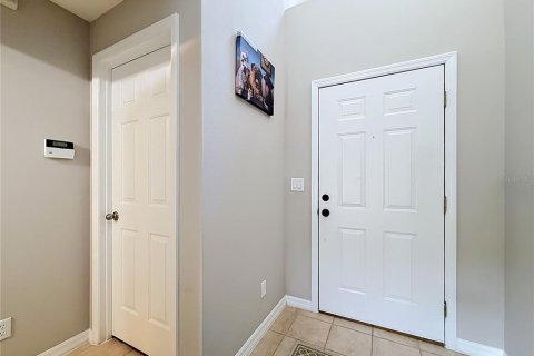House in LAKE WILSON RESERVE in Davenport, Florida 4 bedrooms, 183.76 sq.m. № 2104705 - photo 6