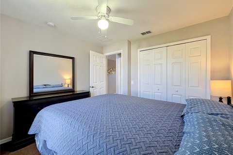 House in LAKE WILSON RESERVE in Davenport, Florida 4 bedrooms, 183.76 sq.m. № 2104705 - photo 24