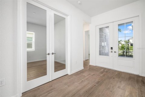 Снять в аренду виллу или дом в Лейквуд Ранч, Флорида 7 комнат, 227.15м2, № 1903914 - фото 13