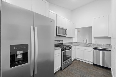 Condo in Winter Haven, Florida, 2 bedrooms  № 1422869 - photo 16