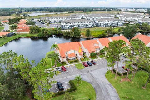 Condo in Winter Haven, Florida, 2 bedrooms  № 1422869 - photo 6