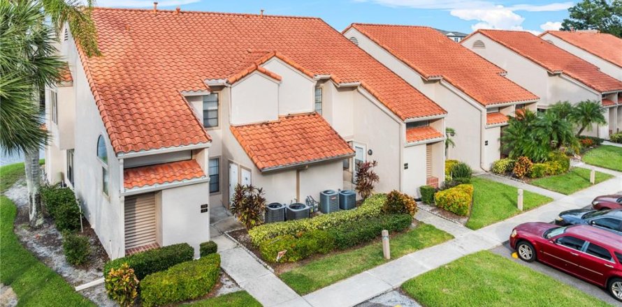 Condo in Winter Haven, Florida, 2 bedrooms  № 1422869