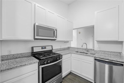 Condo in Winter Haven, Florida, 2 bedrooms  № 1422869 - photo 15
