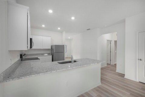 Casa en venta en Vero Beach, Florida, 4 dormitorios, 171.96 m2 № 2181482 - foto 9