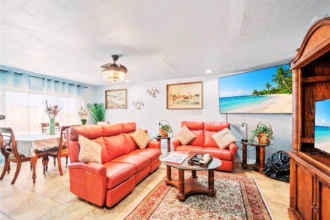 Immobilier commercial à vendre à Daytona Beach, Floride: 284.84 m2 № 2116406 - photo 9