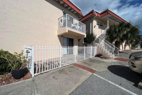 Condo in Ormond Beach, Florida, 2 bedrooms  № 1820588 - photo 5