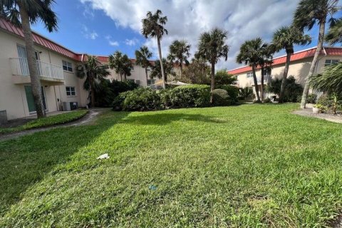 Condo in Ormond Beach, Florida, 2 bedrooms  № 1820588 - photo 24