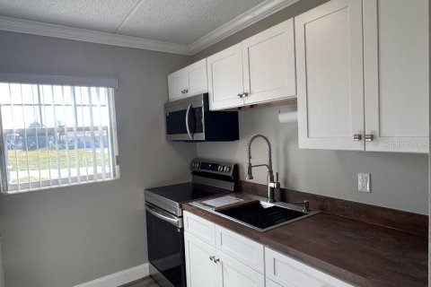 Condo in Ormond Beach, Florida, 2 bedrooms  № 1820588 - photo 8