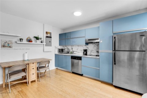 Купить кондоминиум в Майами-Бич, Флорида 1 спальня, 47.29м2, № 1977212 - фото 4