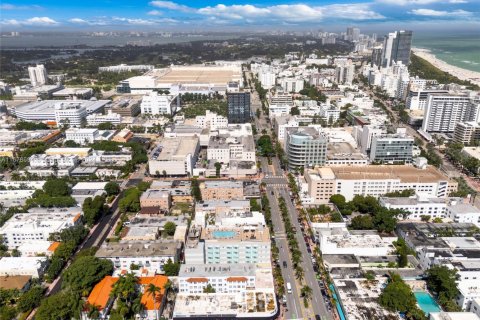 Купить кондоминиум в Майами-Бич, Флорида 1 спальня, 47.29м2, № 1977212 - фото 12