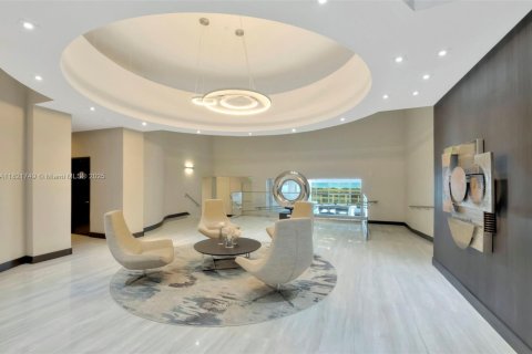 Condo in Sunny Isles Beach, Florida, 3 bedrooms  № 1936152 - photo 5