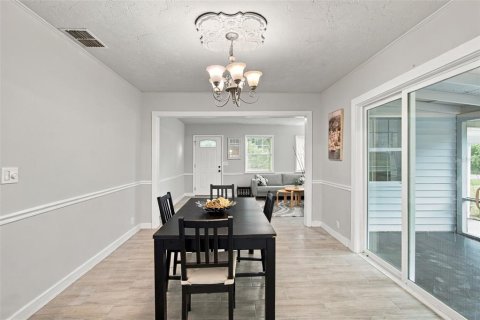 Villa ou maison à vendre à Bradenton, Floride: 3 chambres, 105.54 m2 № 2425846 - photo 16