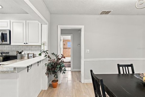 Villa ou maison à vendre à Bradenton, Floride: 3 chambres, 105.54 m2 № 2425846 - photo 28