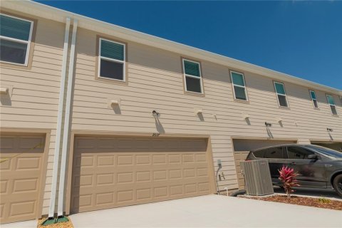 Adosado en alquiler en Kissimmee, Florida, 3 dormitorios, 143.81 m2 № 2113850 - foto 7