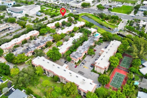 Condo in Pompano Beach, Florida, 2 bedrooms  № 1770827 - photo 28