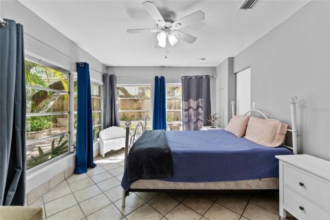 Villa ou maison à louer à Palm Harbor, Floride: 3 chambres, 163.51 m2 № 2148101 - photo 30