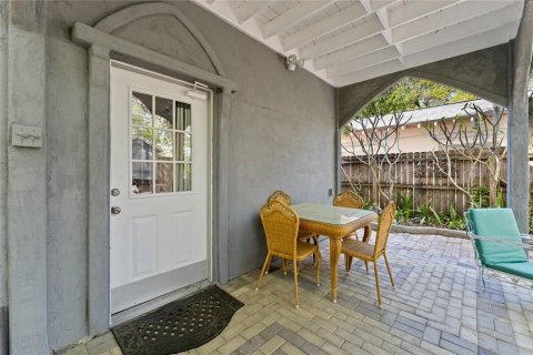 Villa ou maison à louer à Palm Harbor, Floride: 3 chambres, 163.51 m2 № 2148101 - photo 8