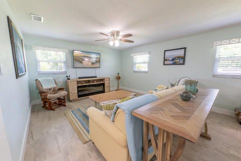 Casa en venta en Punta Gorda, Florida, 3 dormitorios, 162.49 m2 № 1915581 - foto 21