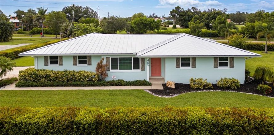 Casa en Punta Gorda, Florida 3 dormitorios, 162.49 m2 № 1915581