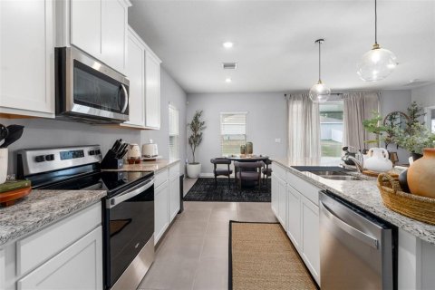 Villa ou maison à louer à Alachua, Floride: 4 chambres, 183.95 m2 № 1772239 - photo 18