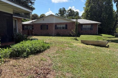 Villa ou maison à vendre à Leesburg, Floride: 2 chambres, 134.89 m2 № 2396814 - photo 3