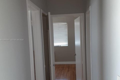 Appartement à louer à Miami Beach, Floride: 2 chambres, 90.58 m2 № 2057176 - photo 10