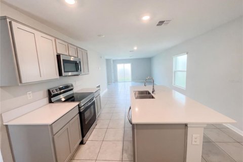 House in Kissimmee, Florida 3 bedrooms, 117.06 sq.m. № 2120083 - photo 19