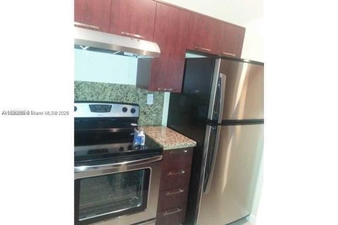 Снять в аренду кондоминиум в Майами, Флорида 2 спальни, 121.89м2, № 1947133 - фото 6