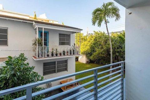 Снять в аренду кондоминиум в Майами-Бич, Флорида 1 спальня, 64.47м2, № 1956368 - фото 15