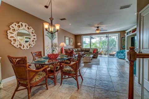 Touwnhouse à vendre à Bradenton Beach, Floride: 3 chambres, 156.82 m2 № 2103532 - photo 10