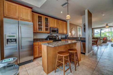 Touwnhouse à vendre à Bradenton Beach, Floride: 3 chambres, 156.82 m2 № 2103532 - photo 9