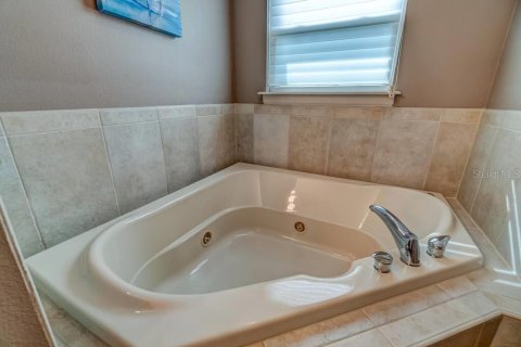 Touwnhouse à vendre à Bradenton Beach, Floride: 3 chambres, 156.82 m2 № 2103532 - photo 20