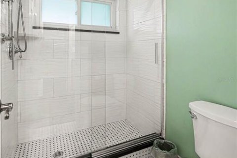 Adosado en venta en Saint Petersburg, Florida, 2 dormitorios, 168.15 m2 № 2238518 - foto 26