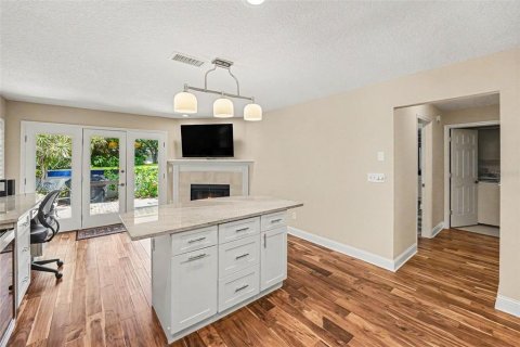 Adosado en venta en Saint Petersburg, Florida, 2 dormitorios, 168.15 m2 № 2238518 - foto 10