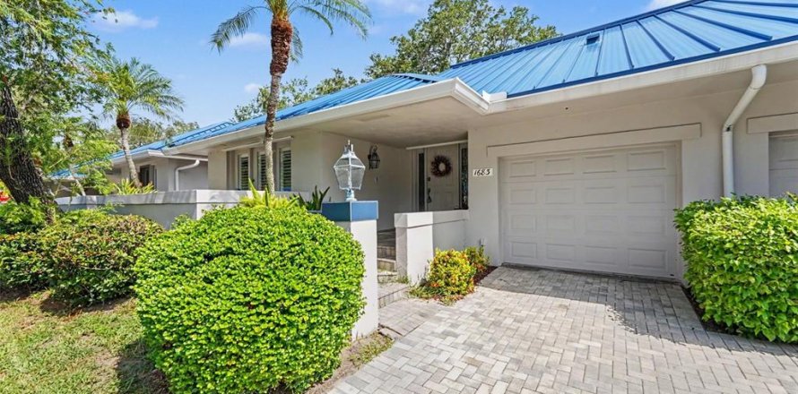 Adosado en Saint Petersburg, Florida 2 dormitorios, 168.15 m2 № 2238518