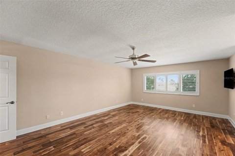 Adosado en venta en Saint Petersburg, Florida, 2 dormitorios, 168.15 m2 № 2238518 - foto 17