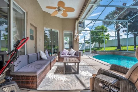 House in Orlando, Florida 4 bedrooms, 253.99 sq.m. № 1841629 - photo 30