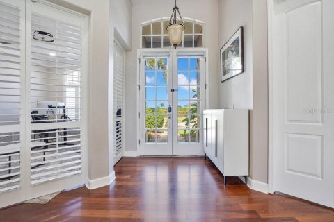 House in Orlando, Florida 4 bedrooms, 253.99 sq.m. № 1841629 - photo 4