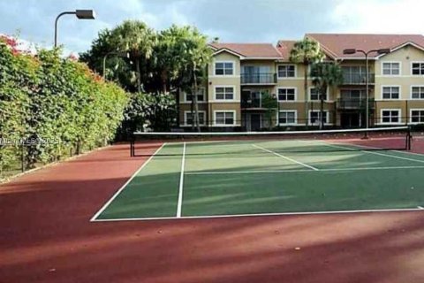 Снять в аренду кондоминиум в Корал-Спрингс, Флорида 2 спальни, 91.42м2, № 1941221 - фото 23