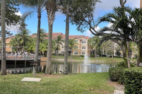 Снять в аренду кондоминиум в Корал-Спрингс, Флорида 2 спальни, 91.42м2, № 1941221 - фото 27