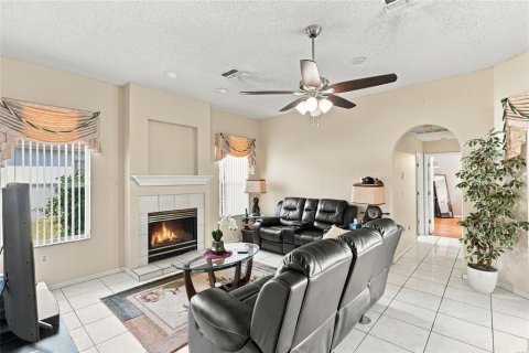 House in Spring Hill, Florida 3 bedrooms, 197.51 sq.m. № 2394237 - photo 13