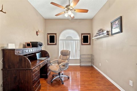 House in Spring Hill, Florida 3 bedrooms, 197.51 sq.m. № 2394237 - photo 27