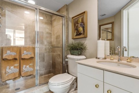 Condo in Sunny Isles Beach, Florida, 3 bedrooms  № 2042714 - photo 18