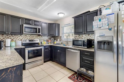 Casa en venta en Sanford, Florida, 4 dormitorios, 121.98 m2 № 1722800 - foto 8